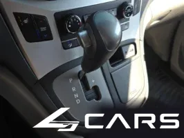 Hyundai Grand Starex 11-Seater Wagon — фото 9 (exterior)