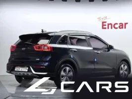 Kia Niro Prestige — фото 2 (exterior)
