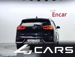 Kia Niro Prestige — фото 4 (exterior)