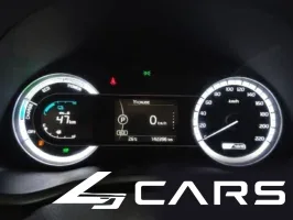 Kia Niro Prestige — фото 8 (exterior)