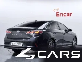 Hyundai Sonata Premium — фото 2 (exterior)