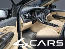 Kia Carnival 9-seater Prestige — фото 12 (exterior)