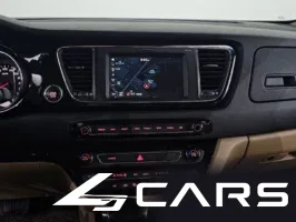 Kia Carnival 9-seater Prestige — фото 12 (exterior)