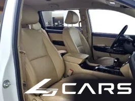 Kia Carnival 9-seater Prestige — фото 19 (exterior)