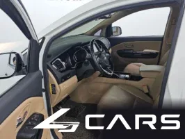 Kia Carnival 9-seater Prestige — фото 10 (exterior)