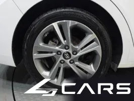 Hyundai Avante 1.6 GDI Value Plus — фото 5 (exterior)