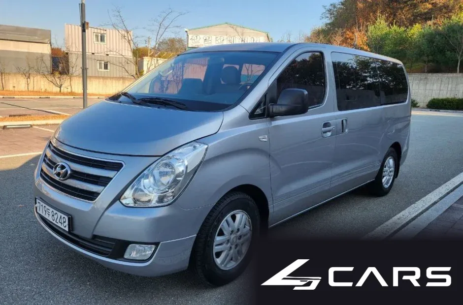 Hyundai Grand Starex 12-Seater Wagon — основное фото