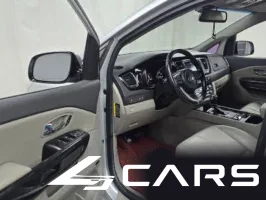 Kia Carnival 11-seater Noblesse — фото 10 (exterior)