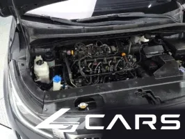 Kia Carnival 11-Seater Prestige — фото 6 (exterior)