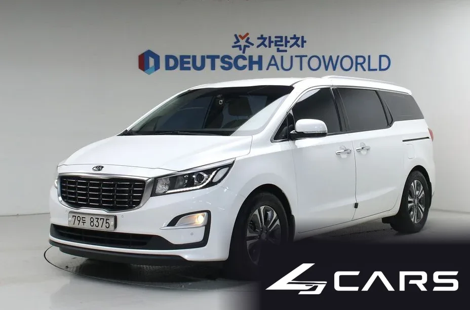 Kia Carnival 11-Seater Prestige — основное фото