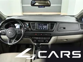 Kia Carnival 11-Seater Prestige — фото 13 (exterior)