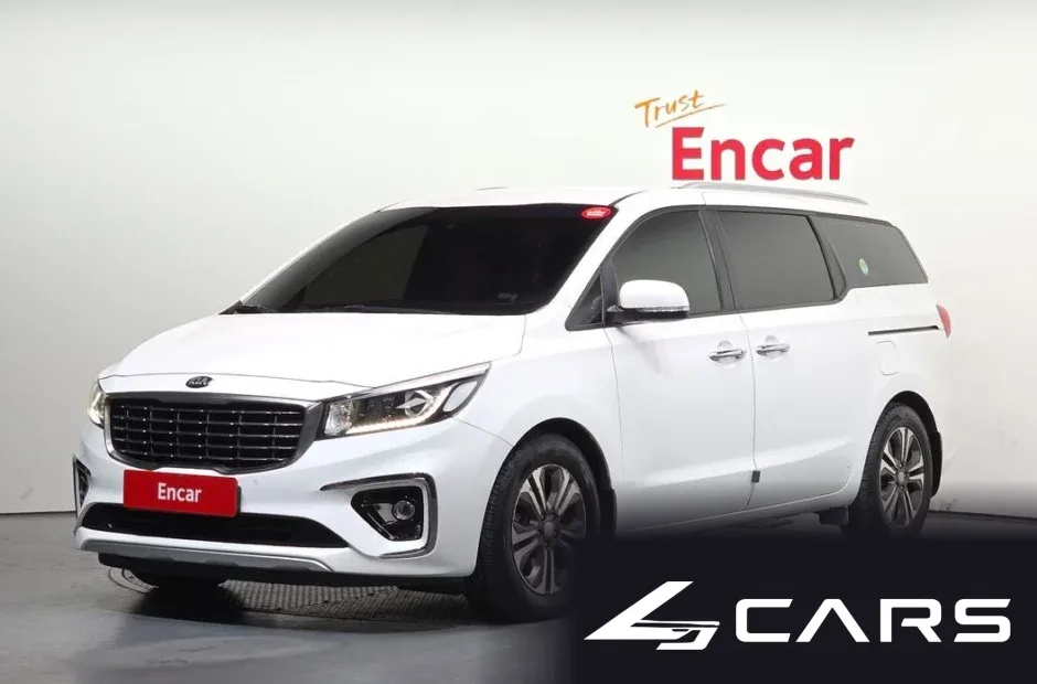 Kia Carnival 9-Seater Luxury — основное фото