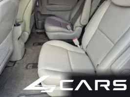 Kia Carnival 9-Seater Luxury — фото 12 (exterior)