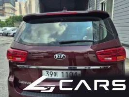 Kia Carnival 9-Seater Luxury — фото 9 (exterior)
