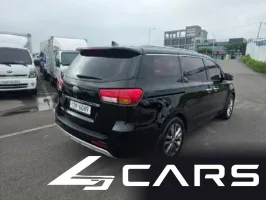 Kia Carnival 9-seater Prestige — фото 17 (exterior)