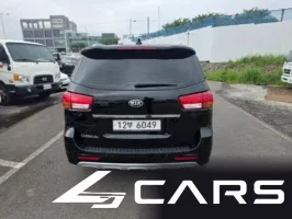 Kia Carnival 9-seater Prestige — фото 9 (exterior)