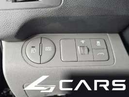 Hyundai Grand Starex 12-Seater Wagon — фото 16 (exterior)