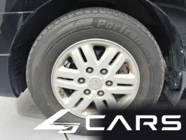 Hyundai Grand Starex 12-Seater Wagon — фото 5 (exterior)