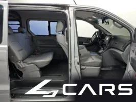 Hyundai Grand Starex 5-Seater VAN — фото 11 (exterior)