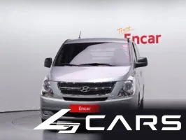 Hyundai Grand Starex 5-Seater VAN — фото 3 (exterior)