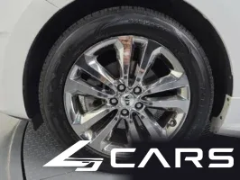 Kia Carnival 9-seater Prestige — фото 10 (exterior)