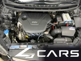 Hyundai Avante 1.6 GDi Premium — фото 5 (exterior)