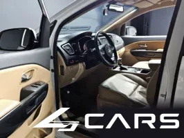 Kia Carnival 9-seater Prestige — фото 16 (exterior)