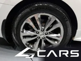 Kia Carnival 9-seater Prestige — фото 10 (exterior)