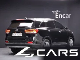 Kia Sorento Diesel 2.0 2WD — фото 2 (exterior)