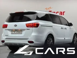 Kia Carnival 9-Seater Noblesse — фото 2 (exterior)