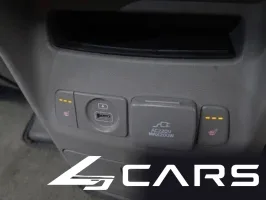 Kia Carnival 9-Seater Noblesse — фото 18 (exterior)