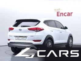 Hyundai Tucson Diesel 2.0 2WD — фото 2 (exterior)