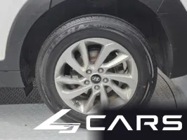 Hyundai Tucson Diesel 2.0 2WD — фото 21 (exterior)