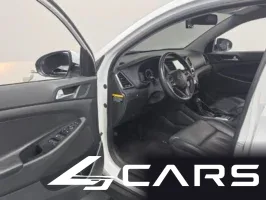Hyundai Tucson Diesel 2.0 2WD — фото 10 (exterior)