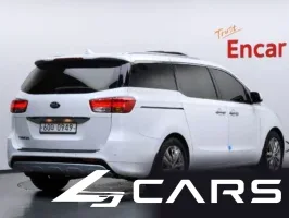 Kia Carnival 9-seater Noblesse — фото 2 (exterior)