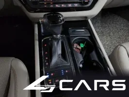 Kia Carnival 9-seater Noblesse — фото 9 (exterior)