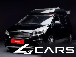 Kia Carnival 9-Seater Hi-Limousine — фото 1 (exterior)
