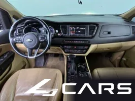 Kia Carnival 7-Seater Hi-Limousine — фото 7 (exterior)