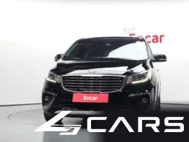 Kia Carnival 9-Seater Luxury — фото 3 (exterior)