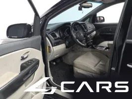 Kia Carnival 9-Seater Luxury — фото 10 (exterior)