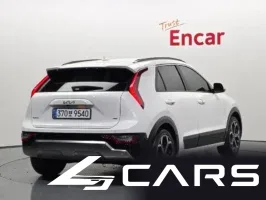 Kia Niro Signature — фото 2 (exterior)