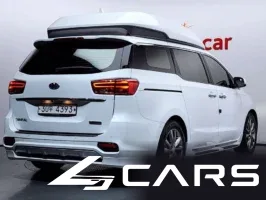 Kia Carnival 9-Seater Hi-Limousine — фото 2 (exterior)