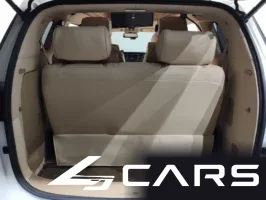 Kia Carnival 9-Seater Hi-Limousine — фото 17 (exterior)