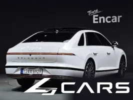 Hyundai Grandeur 2,5 Gasoline 2WD — фото 2 (exterior)