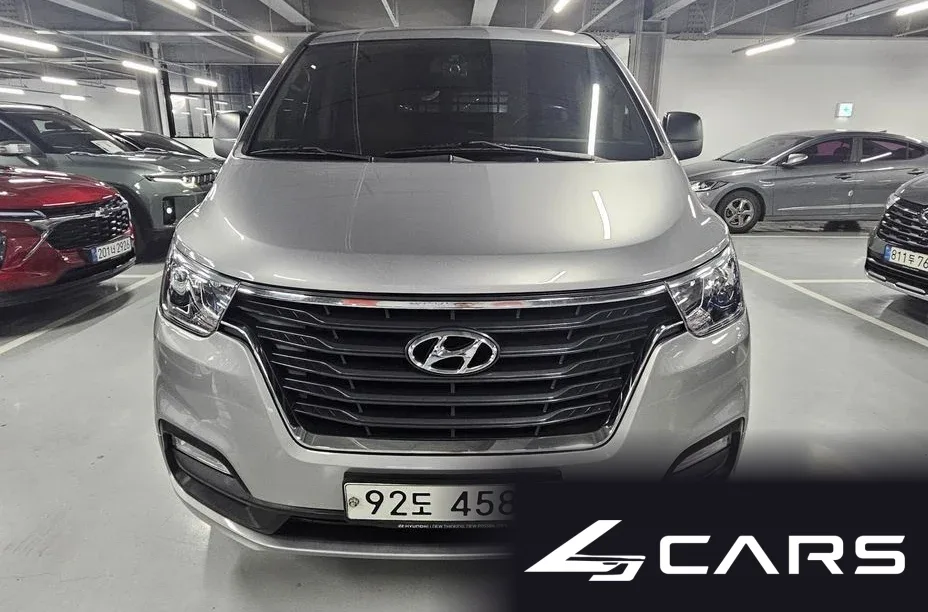 Hyundai Grand Starex Van 3-Seater — основное фото