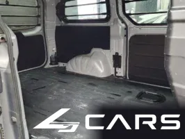 Hyundai Grand Starex 3-Seater VAN — фото 12 (exterior)