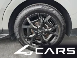 Kia Carnival Diesel 9-Seater Gravity — фото 21 (exterior)