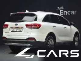 Kia Sorento Diesel 2.0 2WD — фото 2 (exterior)