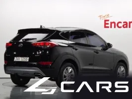 Hyundai Tucson Diesel 1.7 2WD — фото 1 (exterior)