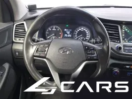 Hyundai Tucson Diesel 1.7 2WD — фото 12 (exterior)